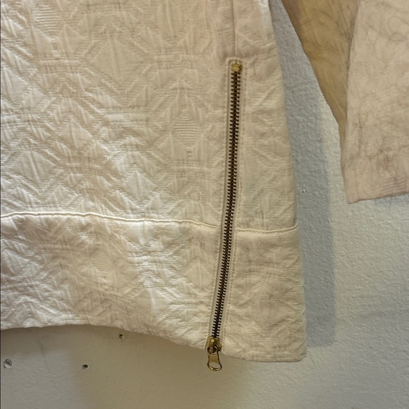 J. Crew Ivory Textured Top - Picture 6 of 8